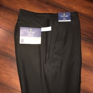 Men’s Pants BLACK Sz: 40x32 - 2 pair available‼️😁